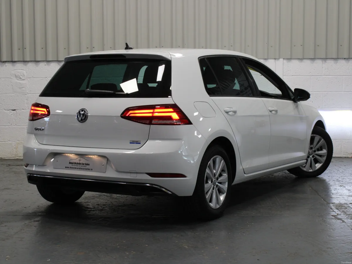 2018 Volkswagen Golf - Image 5