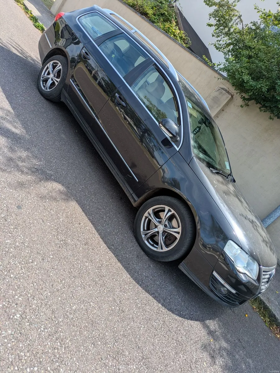 Volkswagen Passat 2008 - Image 1