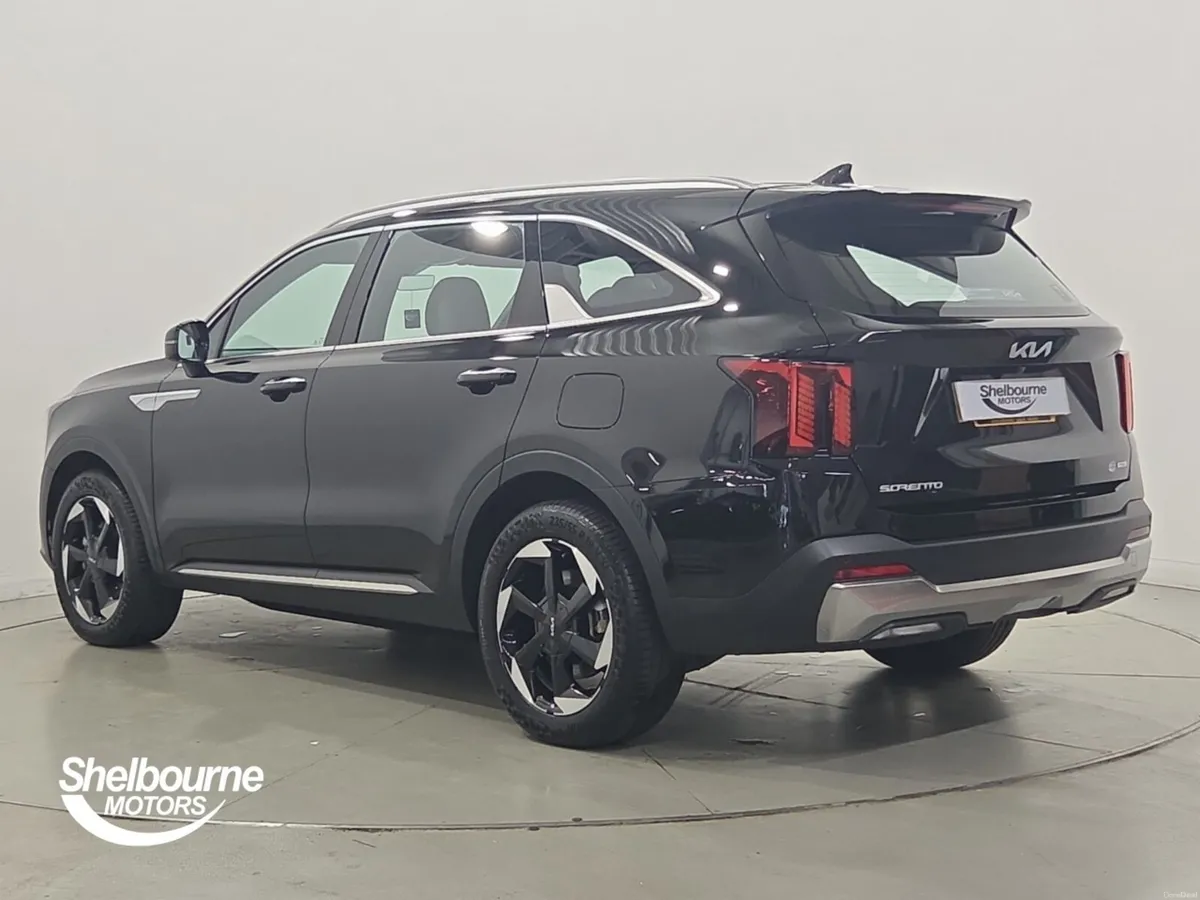 Kia Sorento 1.6 T-GDi PHEV 2 5dr Auto - Image 2