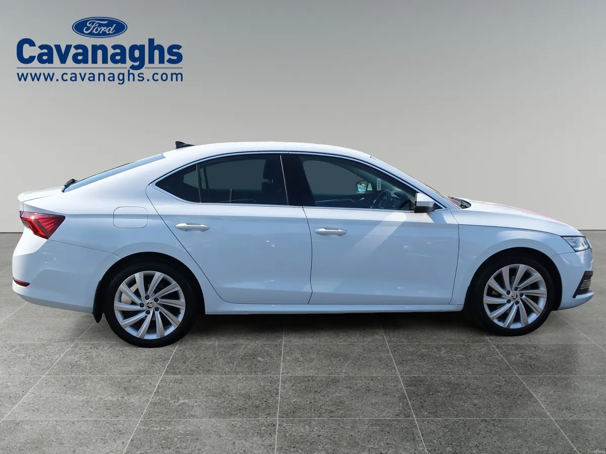 2024 Skoda Octavia STYLE 1.0 110PS 5DR - Image 4
