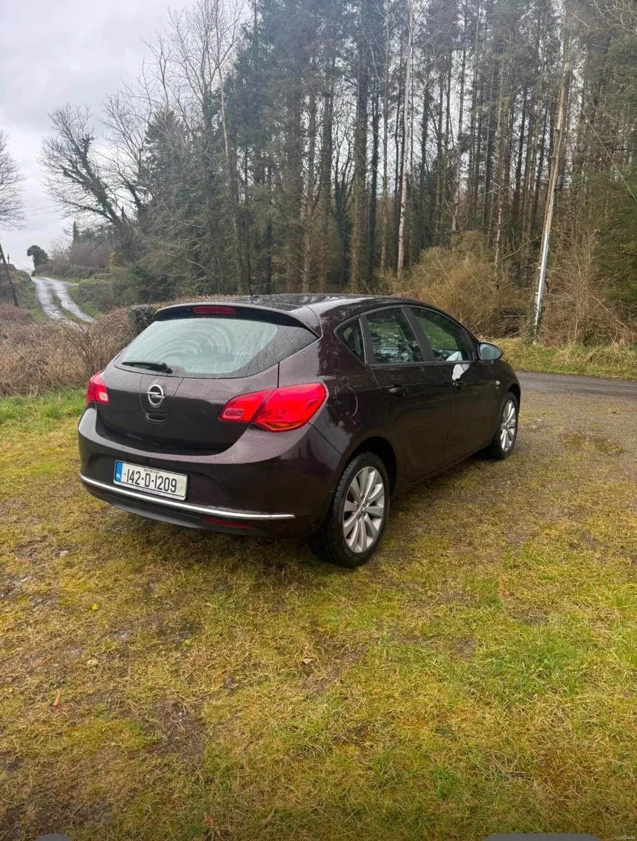 Opel Astra 2014 - Image 3