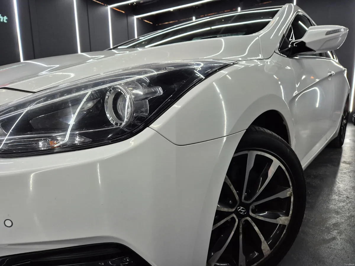 Hyundai i40 2016 - Image 2