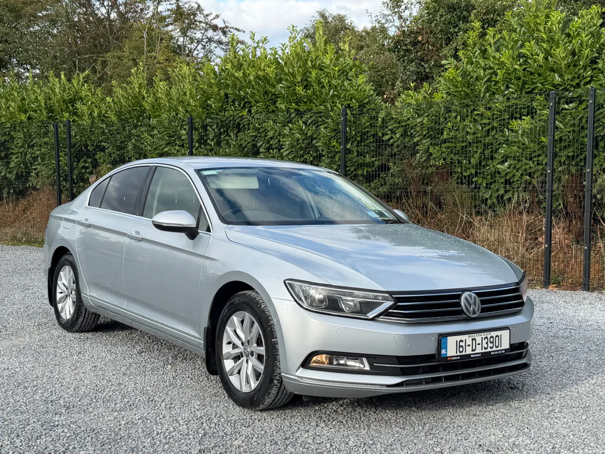 2016 Volkswagen Passat - Image 1