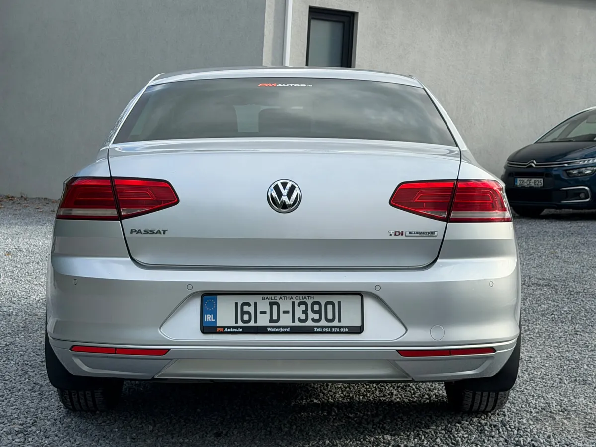 2016 Volkswagen Passat - Image 6