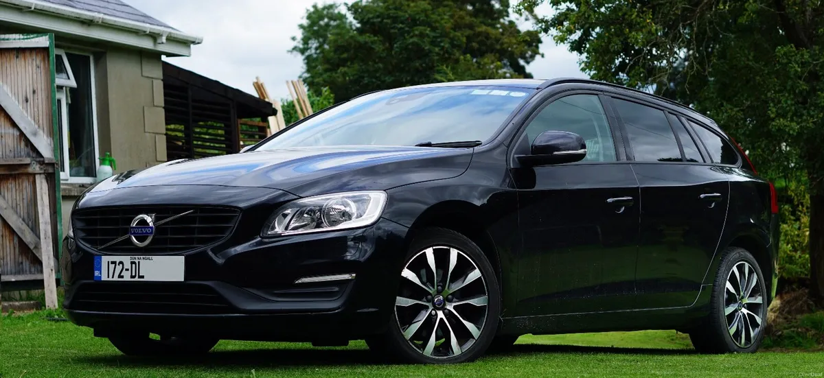 Volvo V60 2017 D3 150 BHP Estate. - Image 1