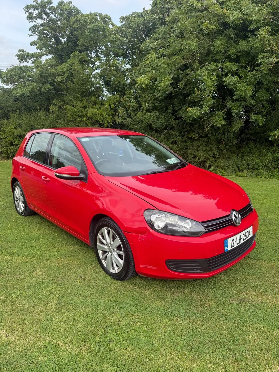 Low Mileage Volkswagen Golf 1.6 TDI - Image 2