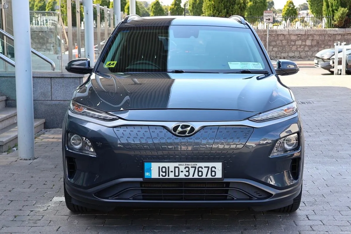Hyundai KONA Kona EV 64 kWh - Image 4