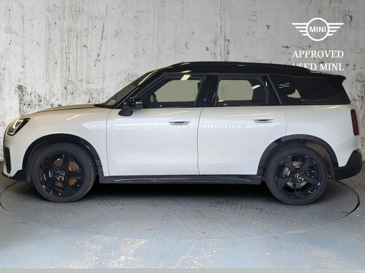 Mini Countryman C - Image 3