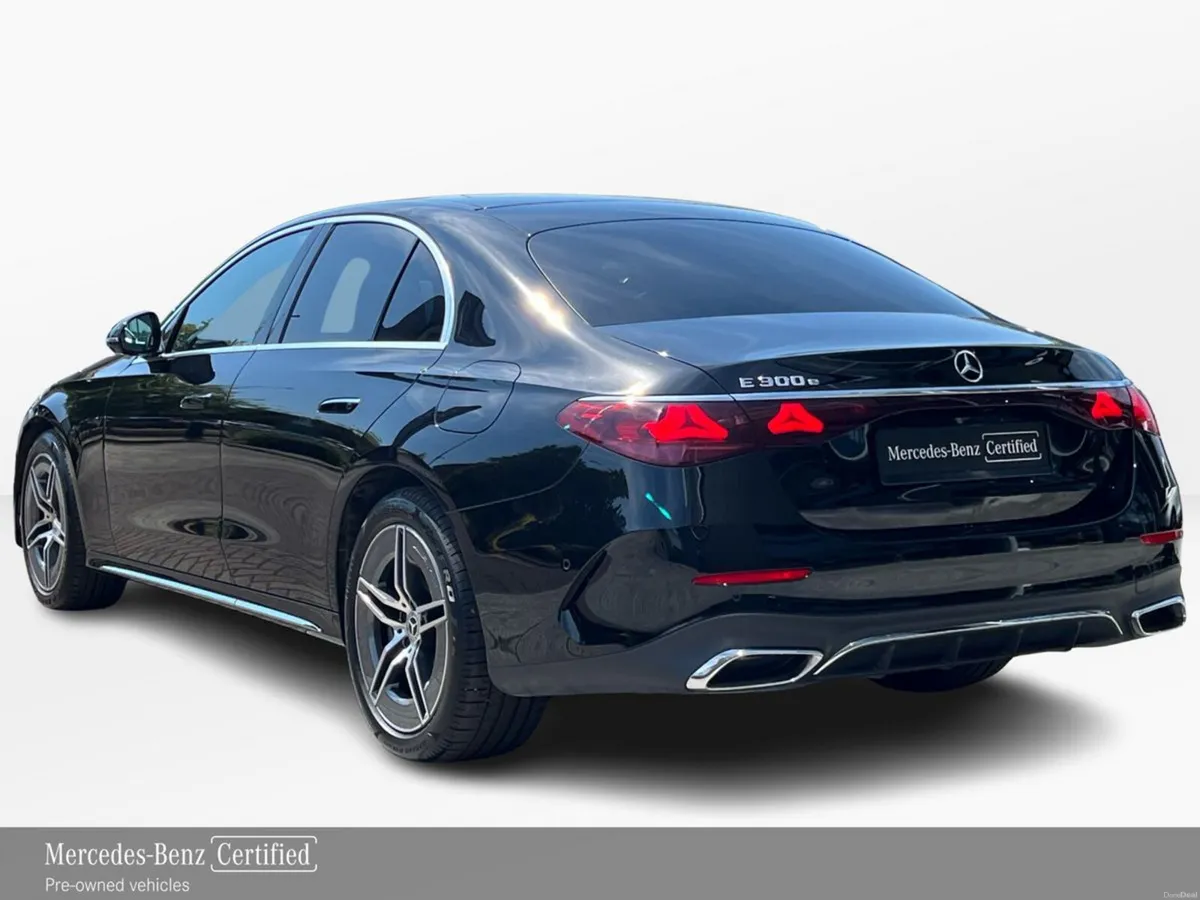 Mercedes-Benz E-Class E 300E AMG Line Plus Edition - Image 4