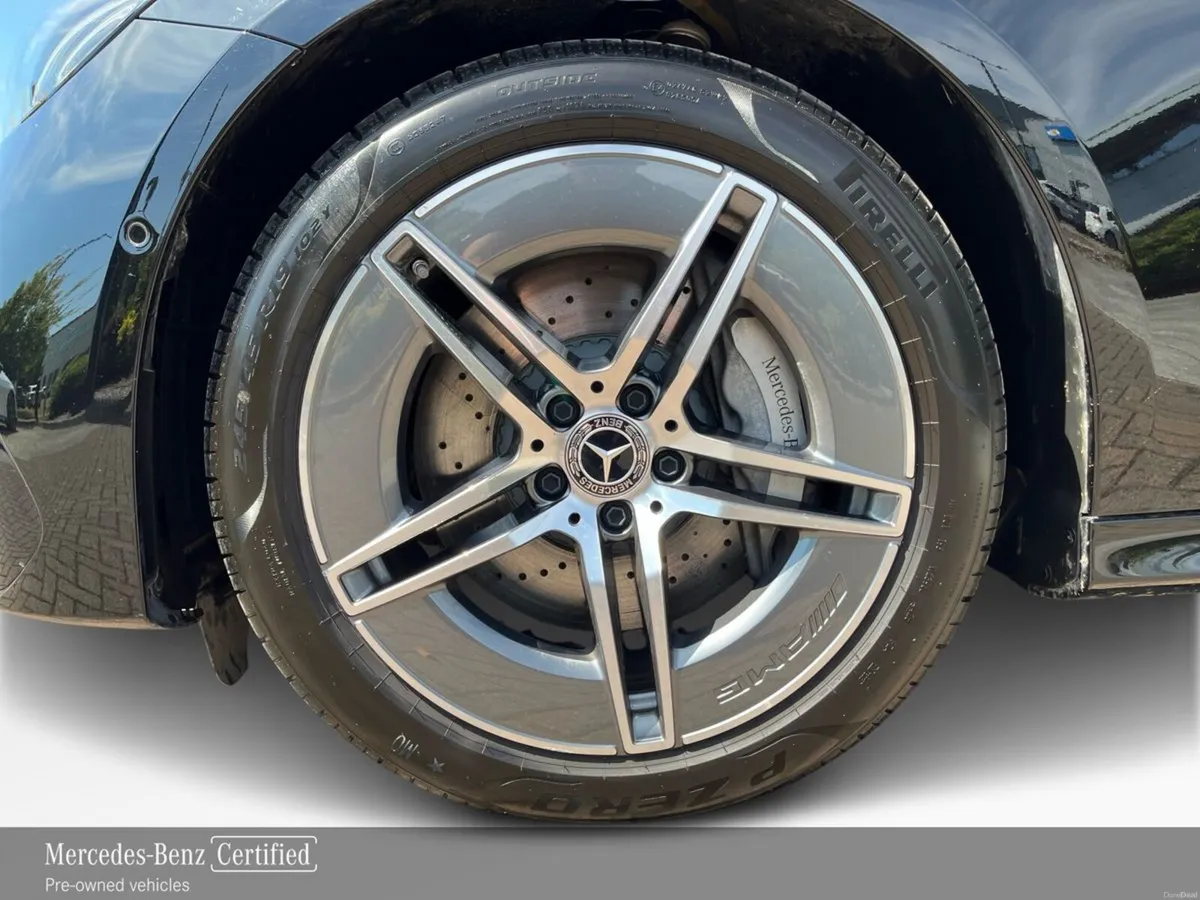 Mercedes-Benz E-Class E 300E AMG Line Plus Edition - Image 5