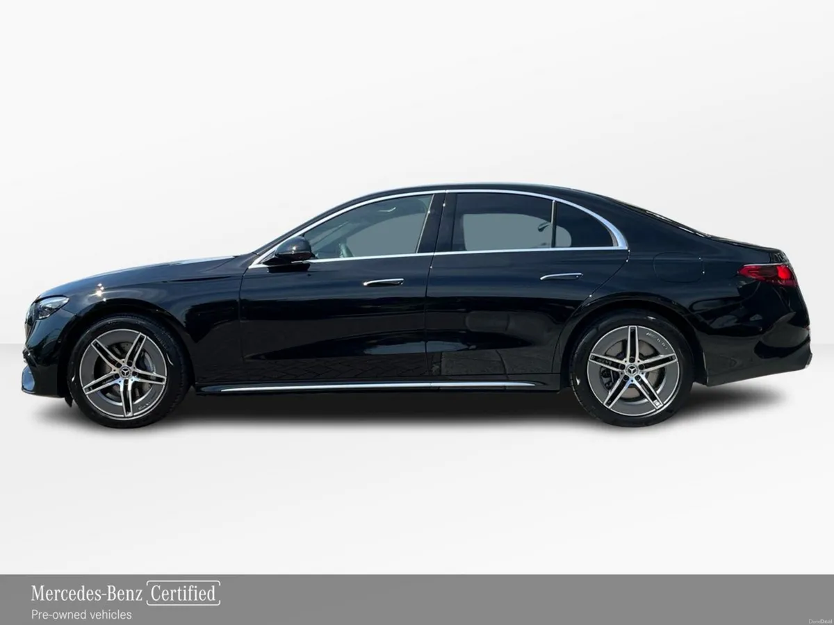Mercedes-Benz E-Class E 300E AMG Line Plus Edition - Image 6