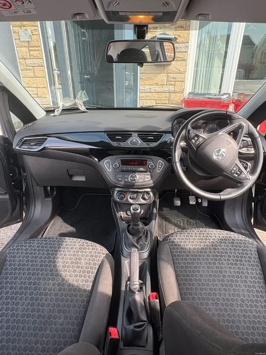 Low Mileage Vauxhall Corsa - 40,000kms - Image 2