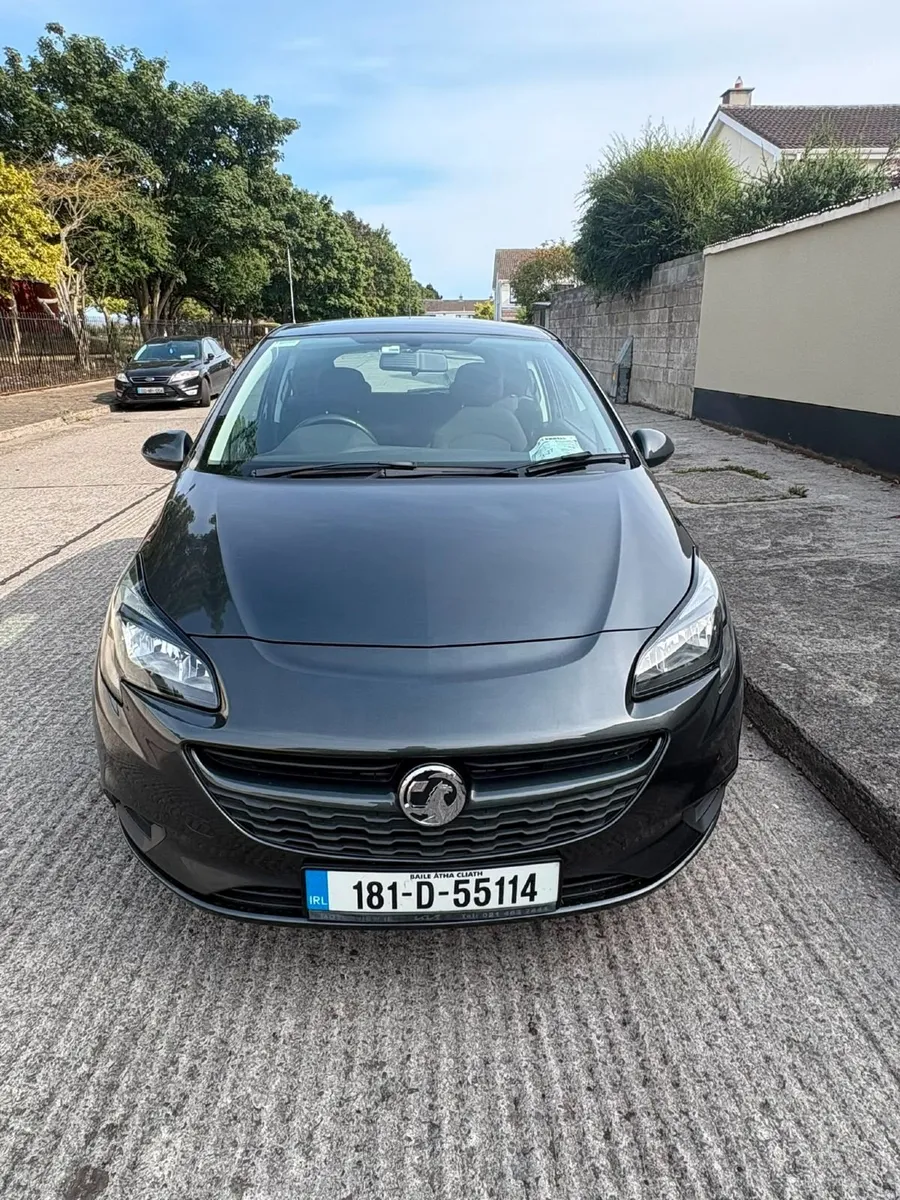 Low Mileage Vauxhall Corsa - 40,000kms - Image 5