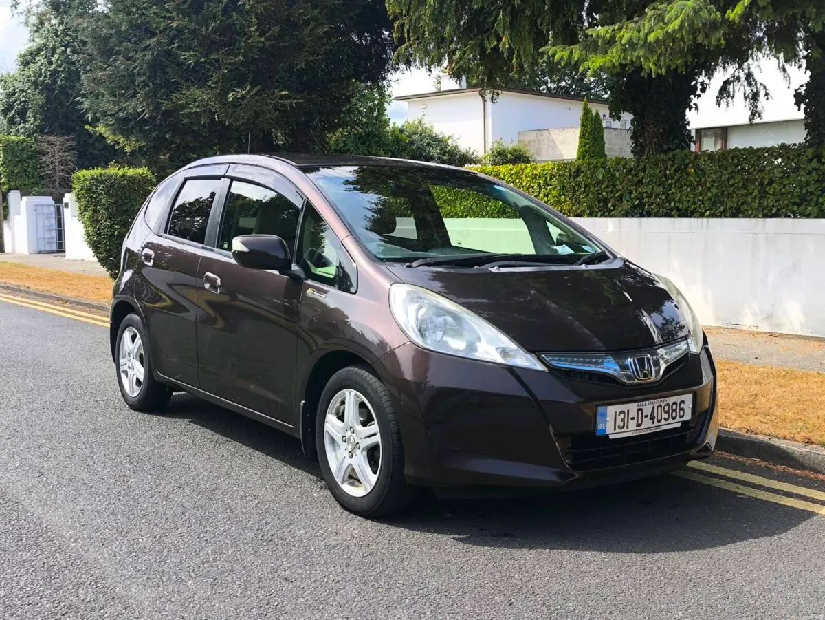 2013 HONDA FIT / JAZZ HYBRID AUTOMATIC NCT 08/2027 - Image 1