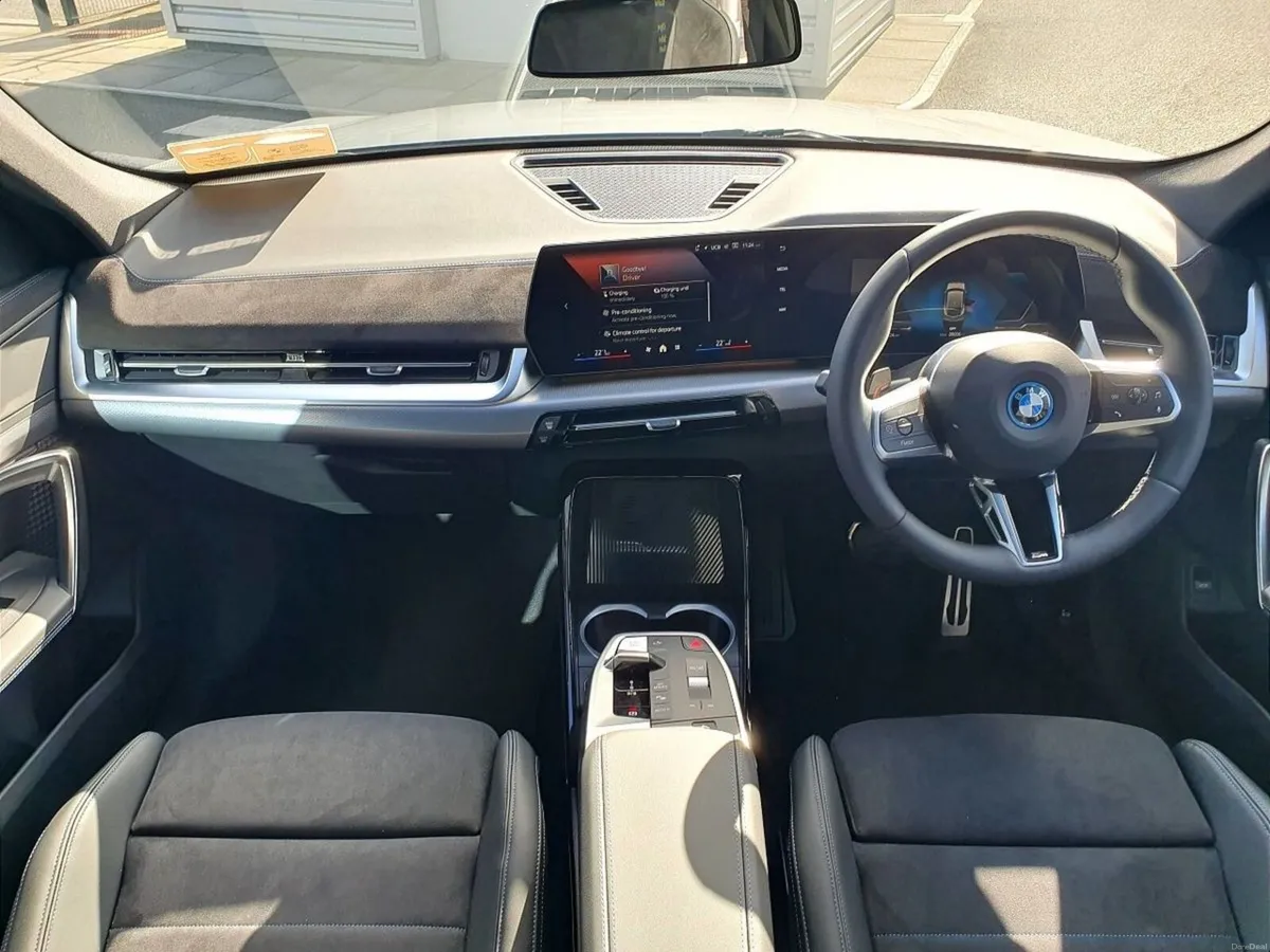 BMW iX2 eDrive20 M Sport - Image 4