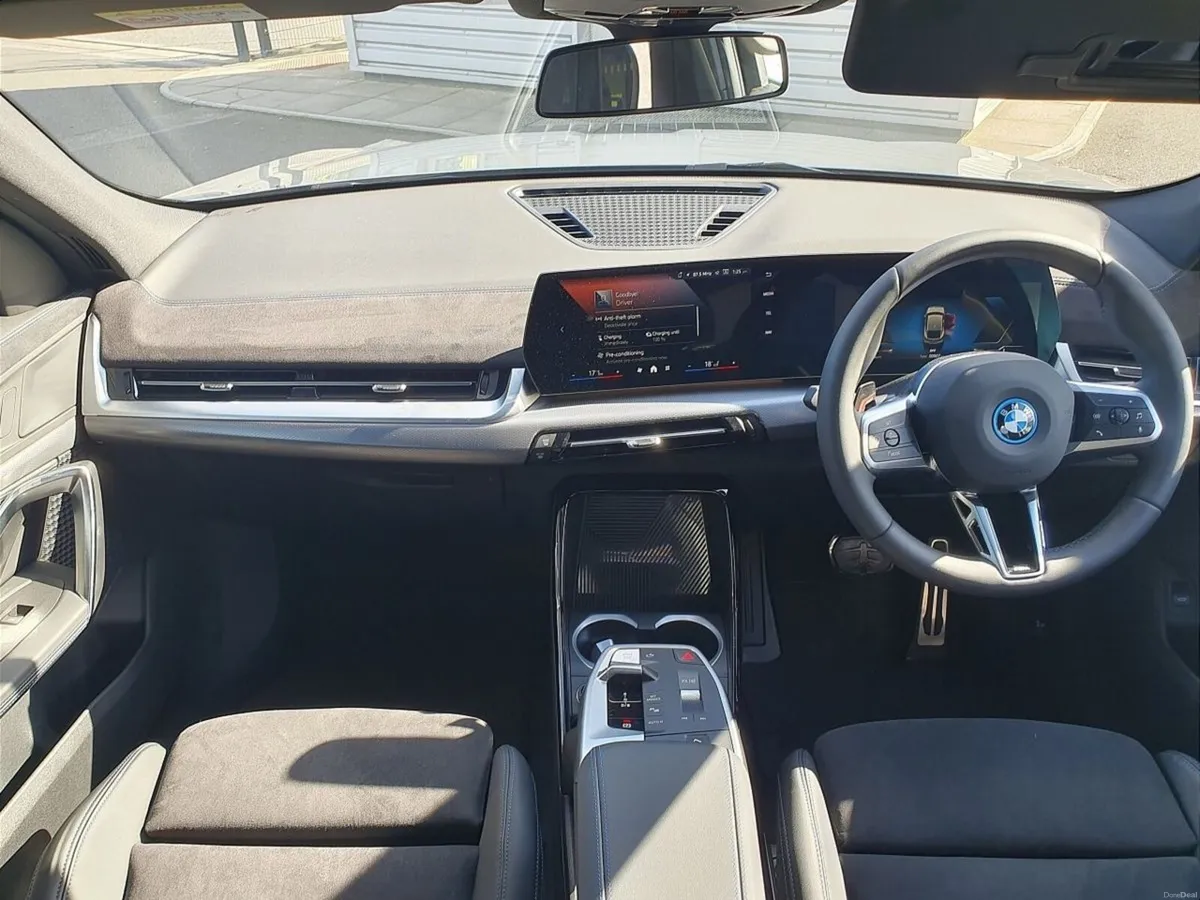 BMW iX2 eDrive20 M Sport - Image 4