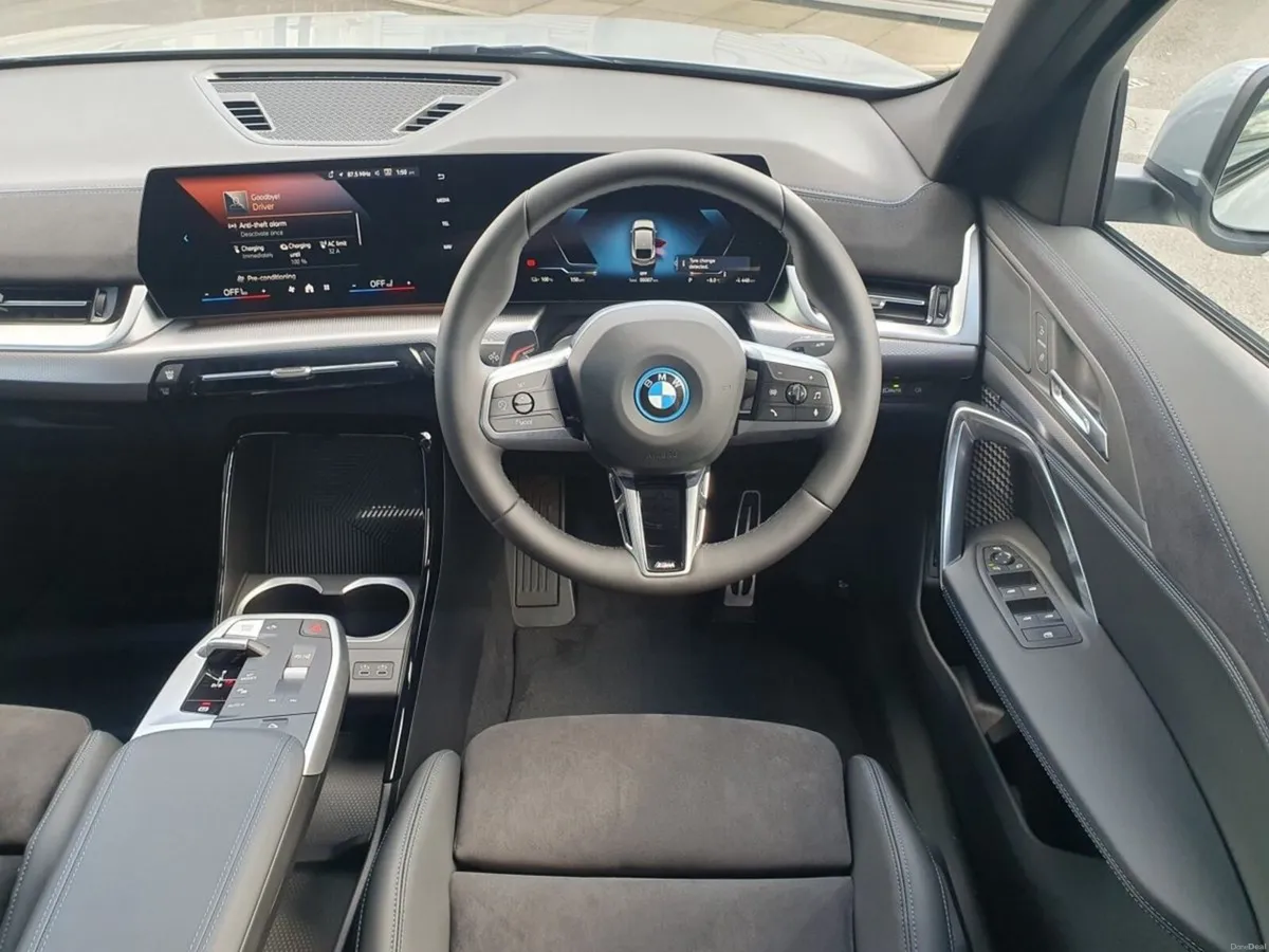 BMW iX2 eDrive20 M Sport - Image 5