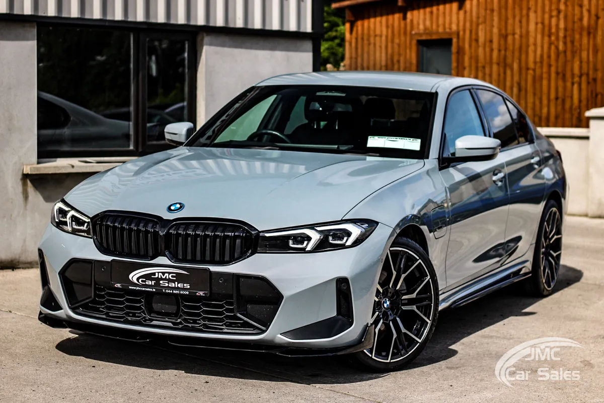 2023 BMW 3 SERIES M-SPORT - Image 1