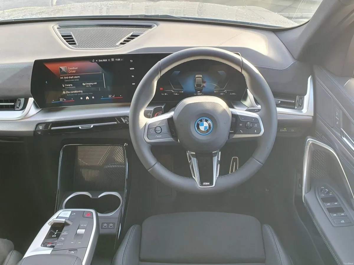 BMW iX2 eDrive20 M Sport - Image 5