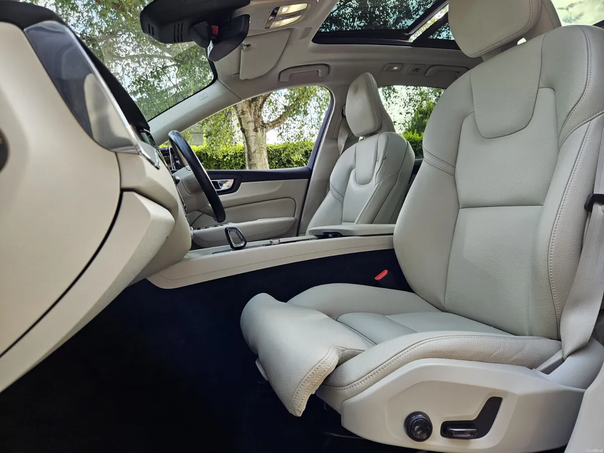 T6 - AWD - PHEV - APPLE PLAY - NEW NCT - LOW TAX - Image 3