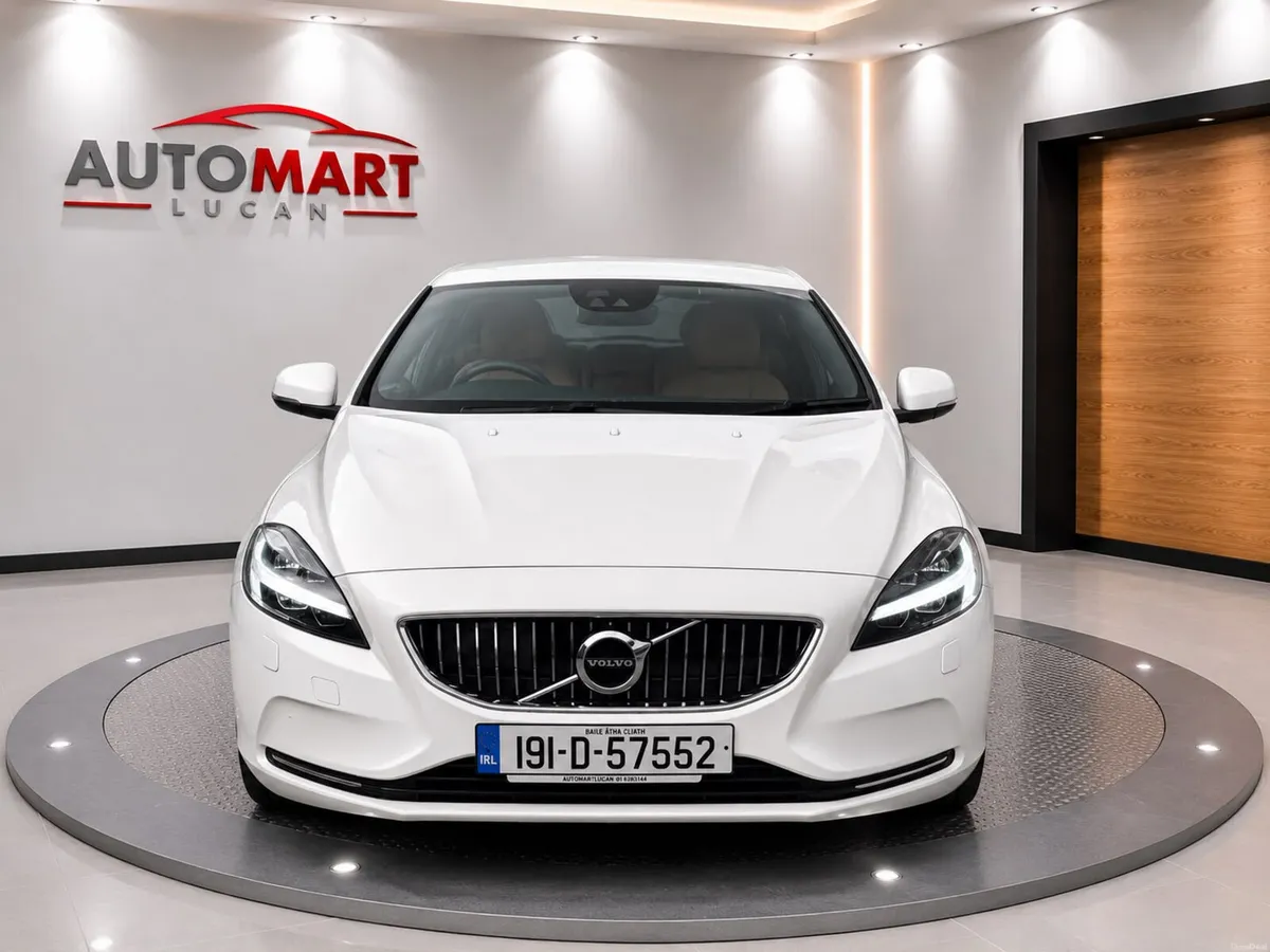 VOLVO V40 2019 2.0DIESEL D4 EDITION - Image 2