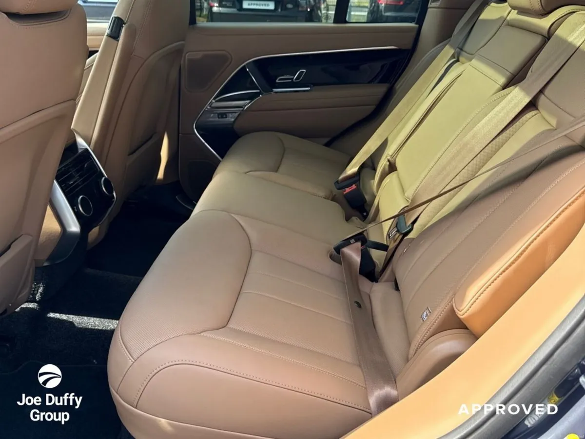 Land Rover Range Rover HSE P460 3.0 Si6 PHEV - Image 5