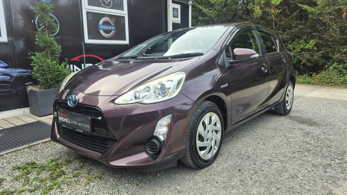 Toyota Aqua 1.5 Hybrid Automatic 2015 - Image 4