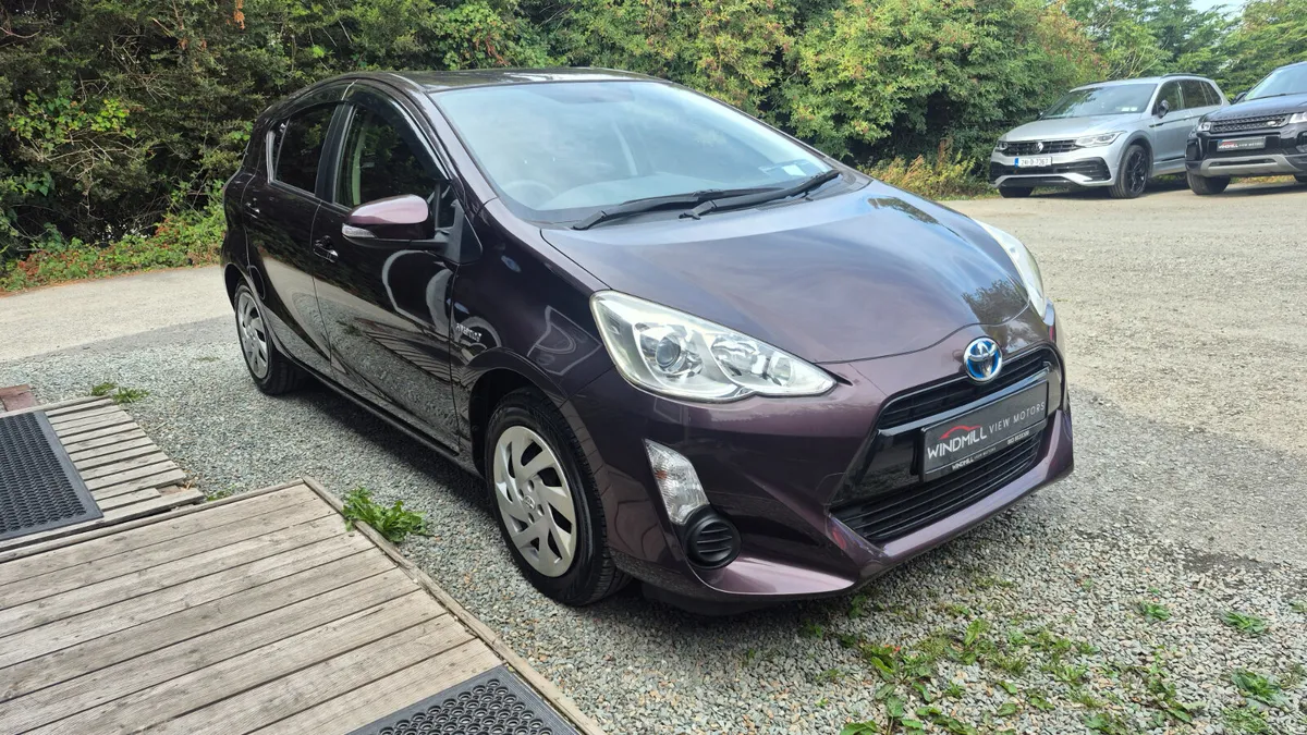 Toyota Aqua 1.5 Hybrid Automatic 2015 - Image 2