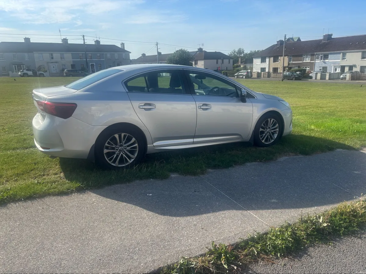 Toyota Avensis 2016 - Image 4