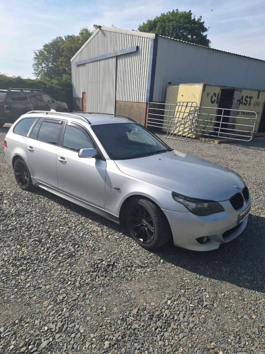 BMW 5-Series 2008 E61 - Image 4