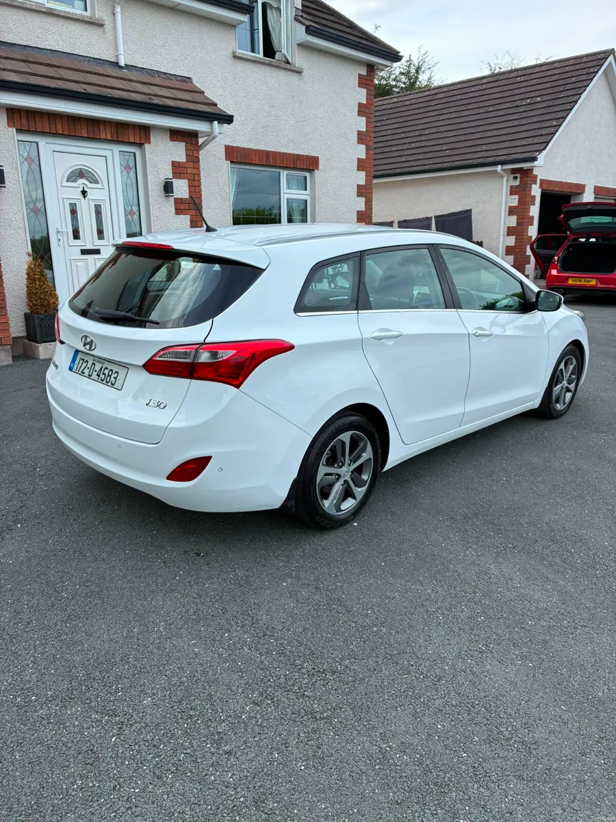 172 Hyundai i30 Tourer Deluxe 1.6 Diesel - Image 6