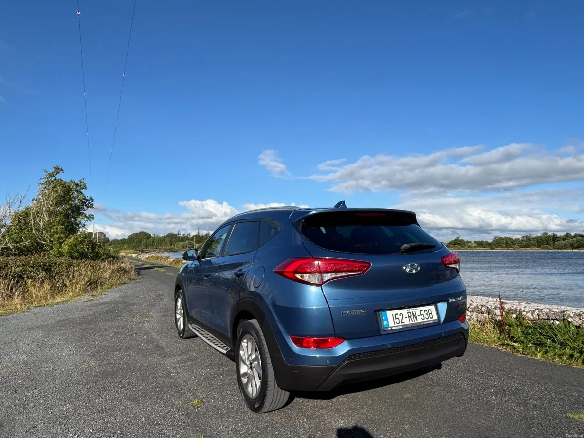 152 HYUNDAI TUCSON, H-Spec, V Low Mileage, V Clean - Image 1