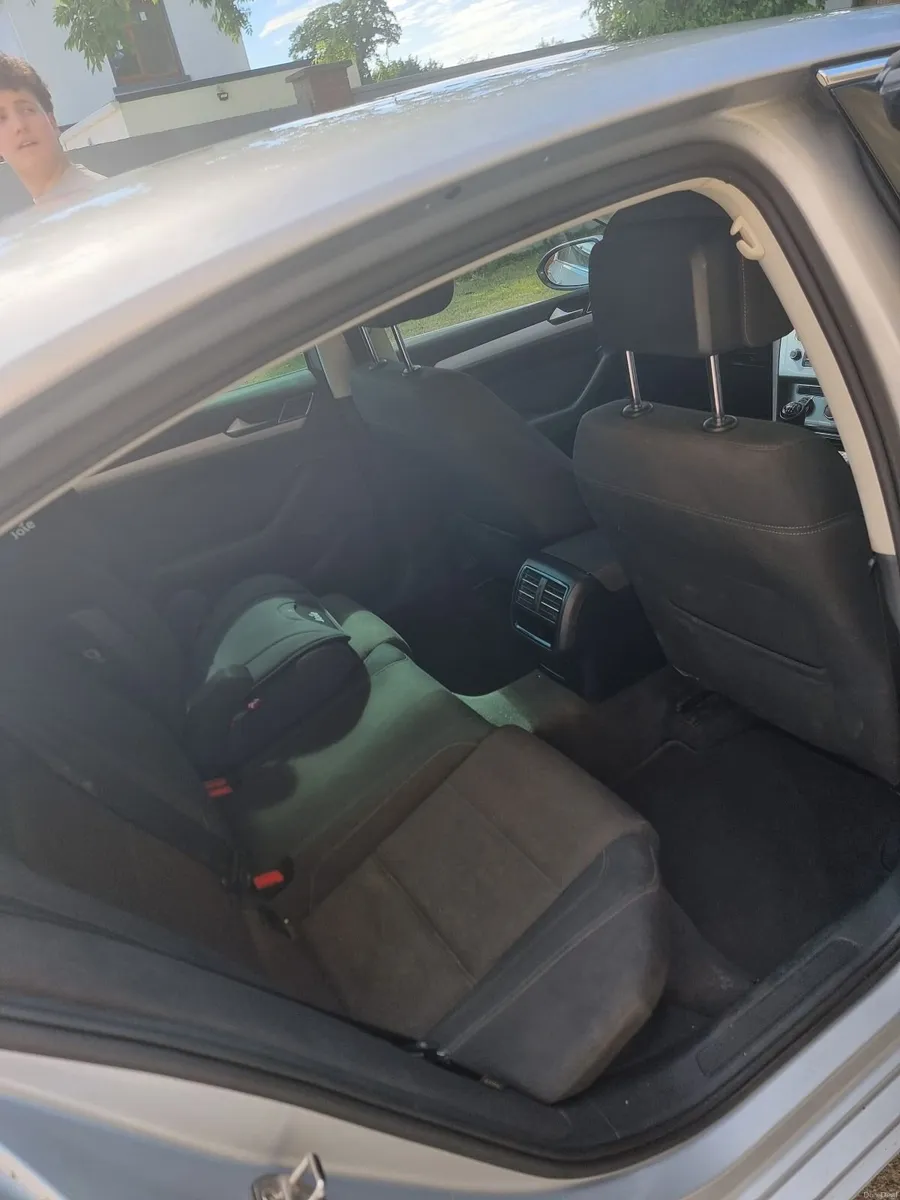 Volkswagen Passat 2016 - Image 6