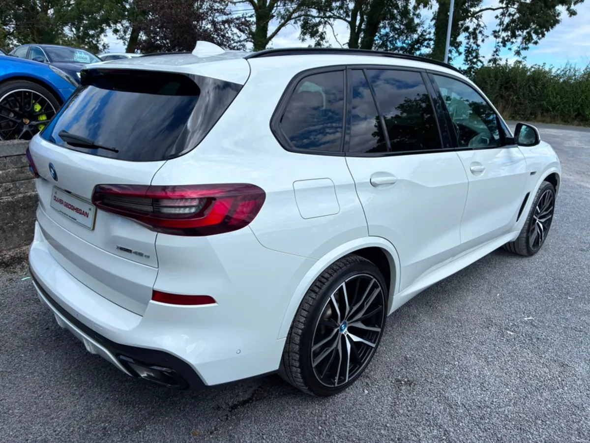 BMW X5 M SPORT XDRIVE 45E (HIGH SPEC) - Image 2