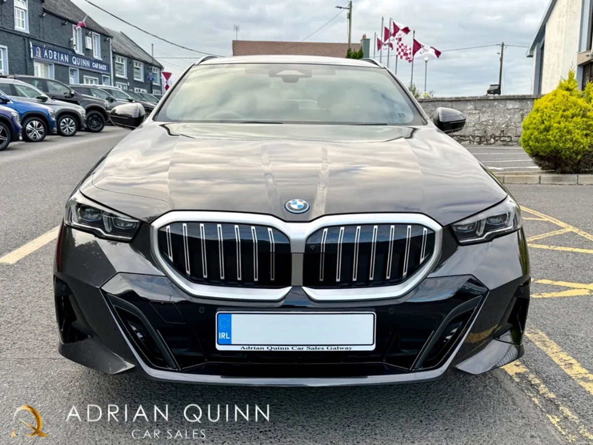 BMW 5-Series 530e M-SPORT TOURING AUTO==HIGH SPEC= - Image 6
