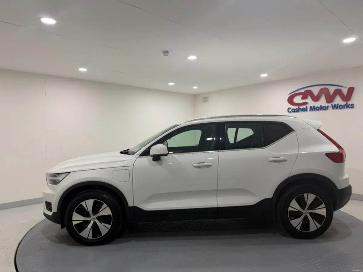 Volvo XC40 T4 RECHARGE CORE PHEV**SAME DAY FINANCE - Image 4