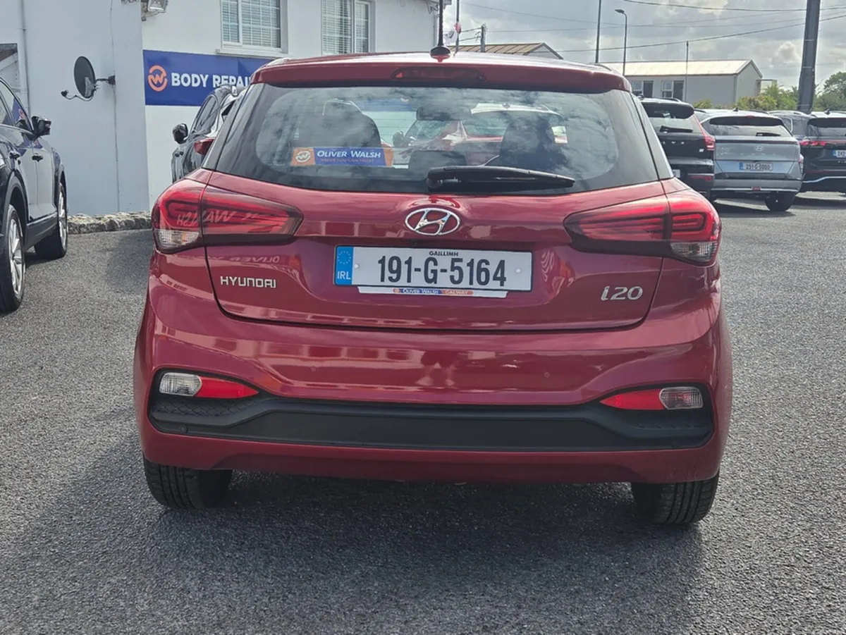 Hyundai i20 SE 84PS 5DR - Image 5