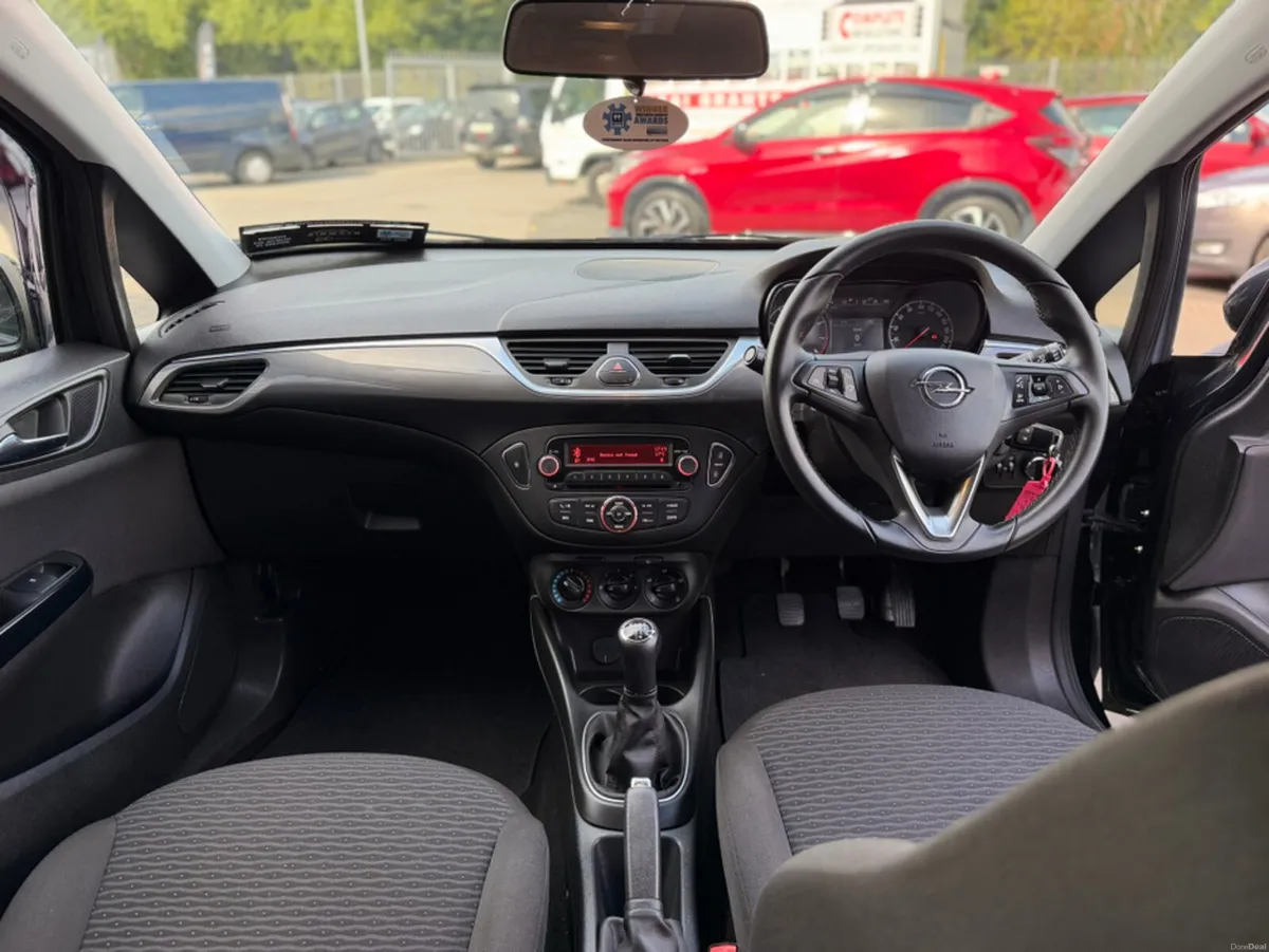 Opel Corsa 1.4 SC 3DR - VERY LOW KMS - Image 3