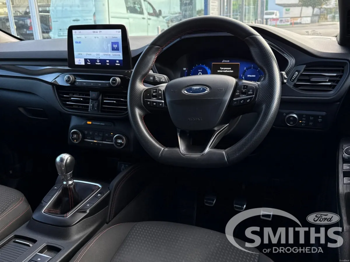 Ford Kuga ST-LINE 1.5TD 120PS - Image 2