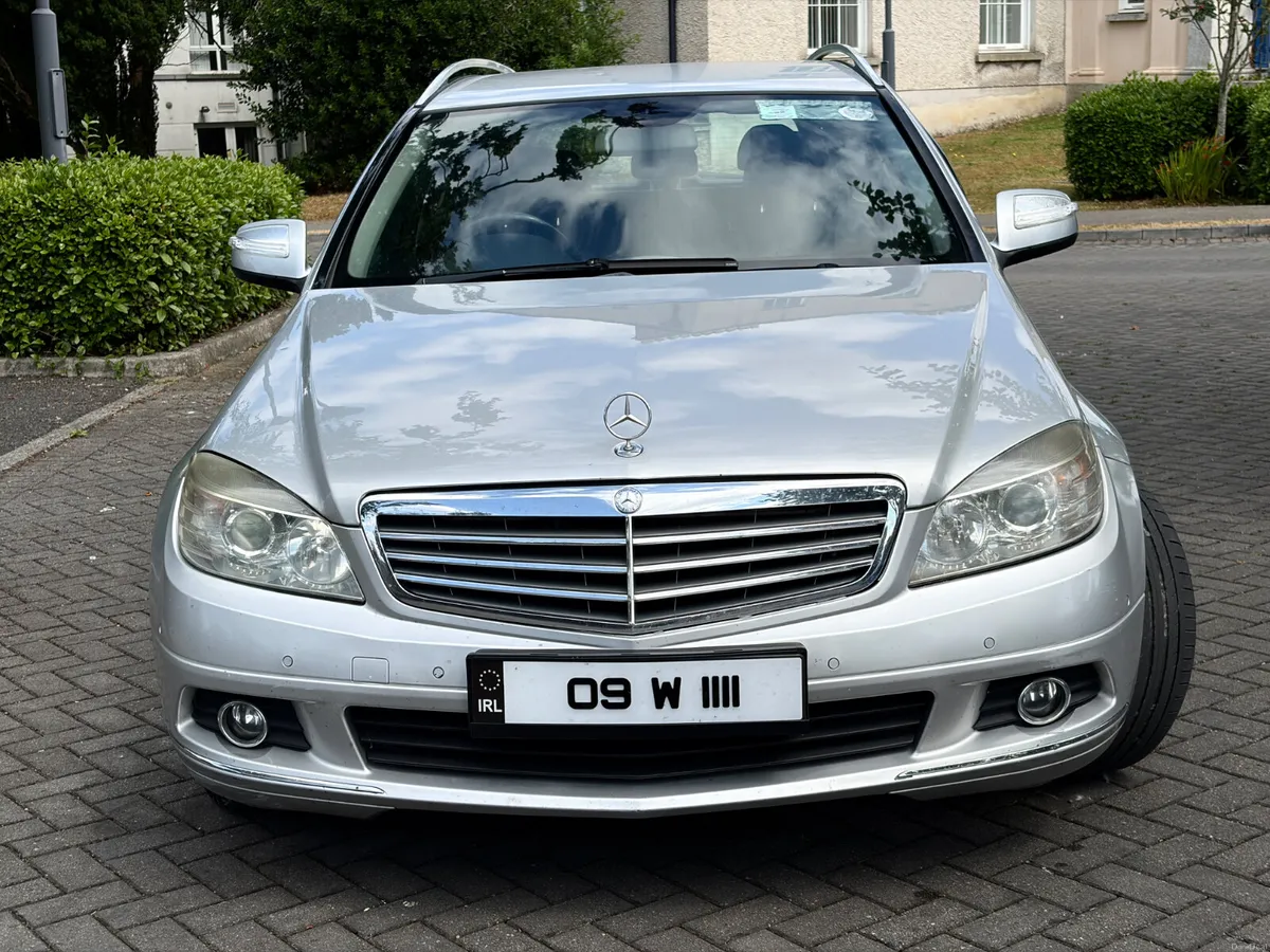 Mercedes-Benz C220 Automatic 2009 new nct 8/27 tax - Image 2