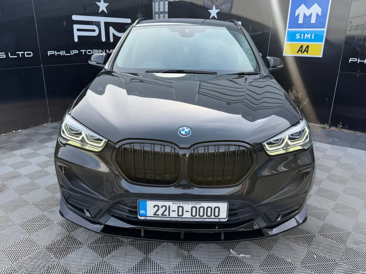 BMW X1 25e X Drive X Line 220HP Auto Black Pack - Image 3