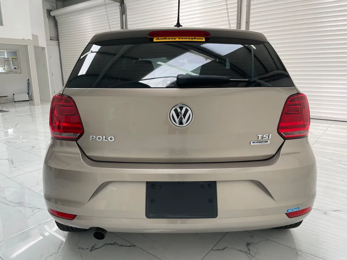 2017 Volkswagen Polo - Image 4