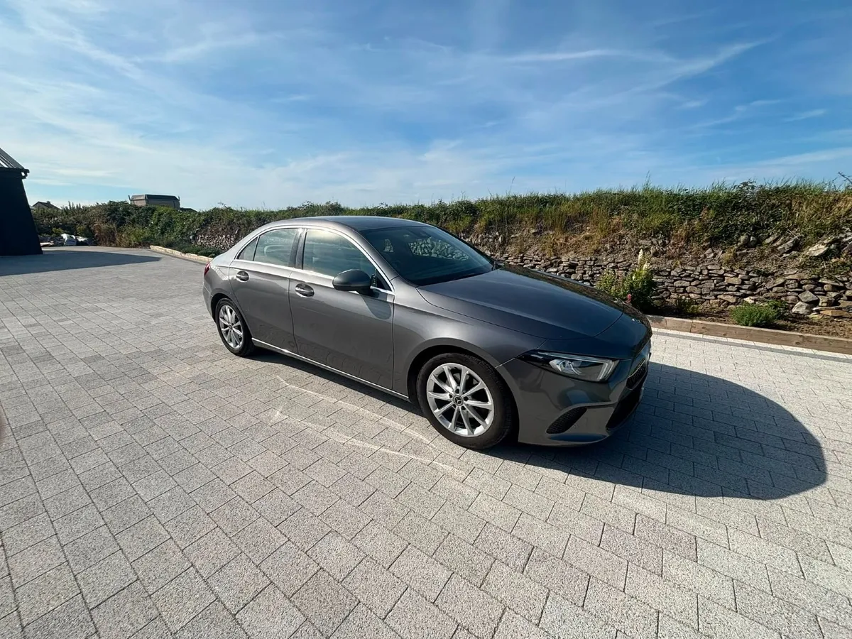 Mercedes-Benz A-Class  A180d 2019 - Image 3