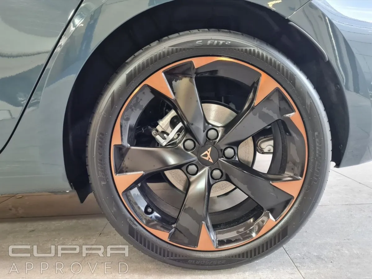 Cupra Leon V2 1.5eTSI 150hp DSG**Call John 0861913 - Image 6