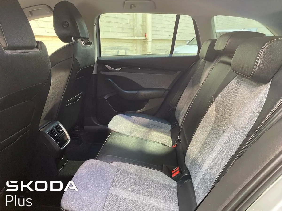 Skoda Octavia Combi Selection Plus 2.0TDI 115bhp - Image 6