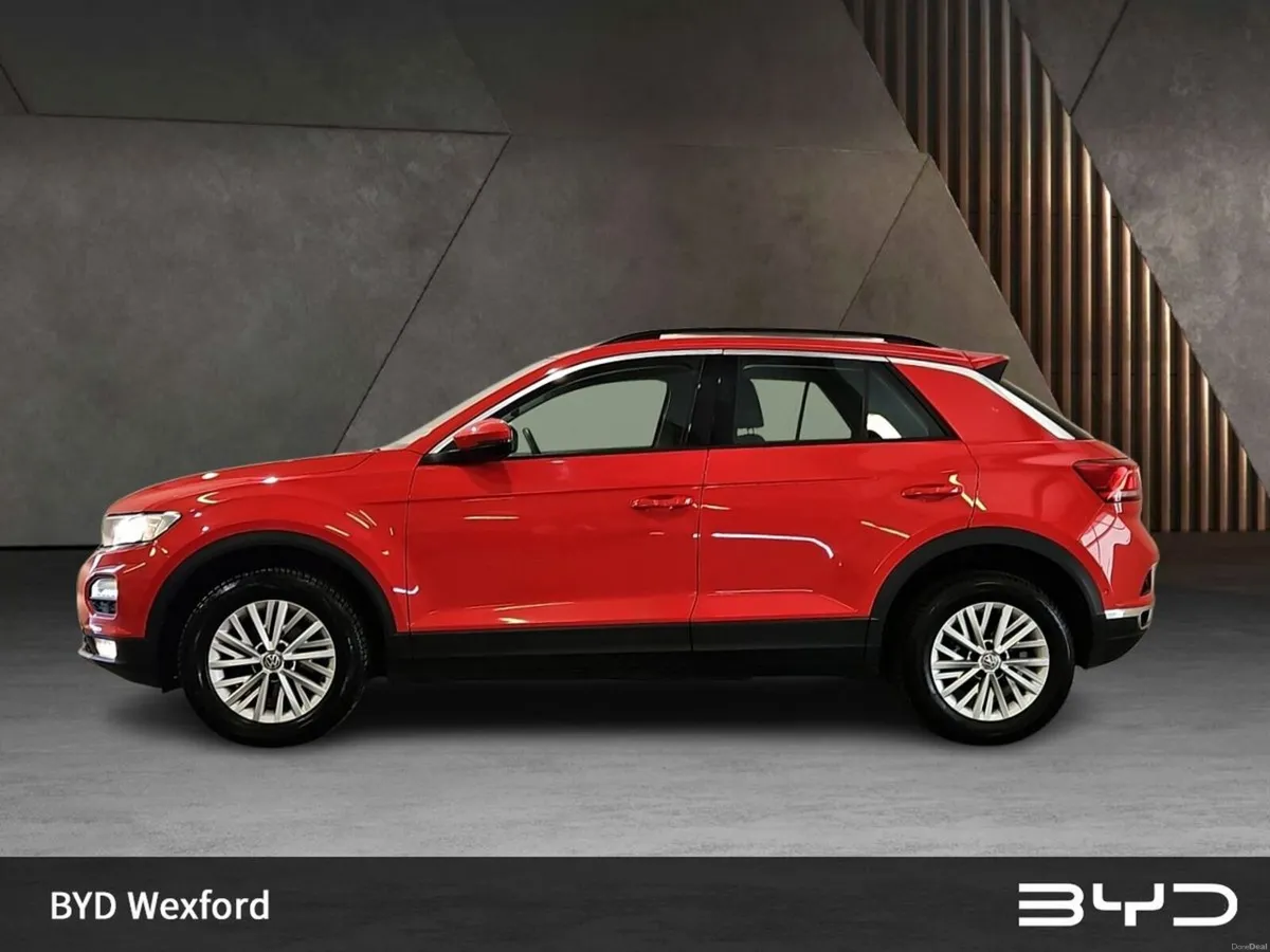Volkswagen T-Roc 1.6 TDI 115bhp Design - Image 4