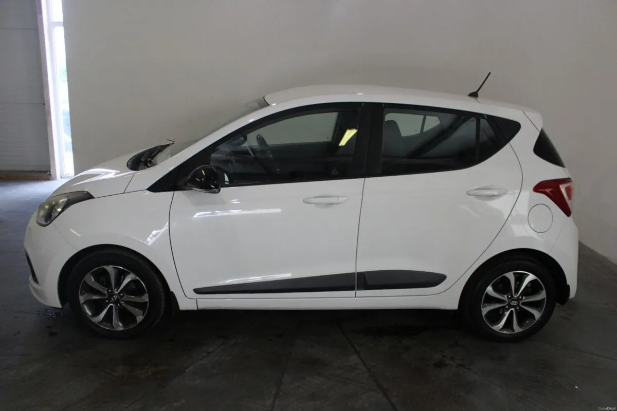 Hyundai i10 1.0 Premium - TENDER 4 - Image 6