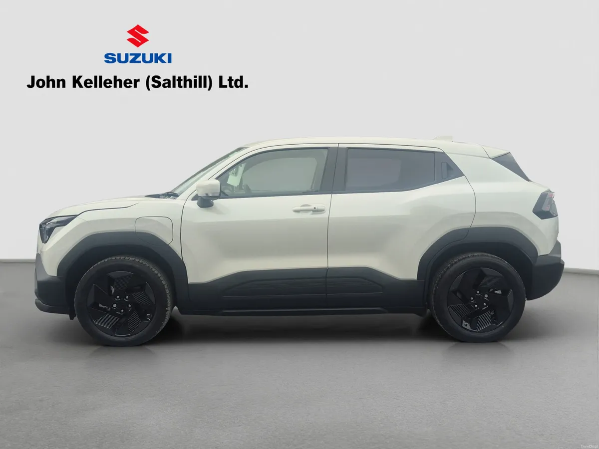 NEW Suzuki e Vitara 61KWH Motion - Image 6