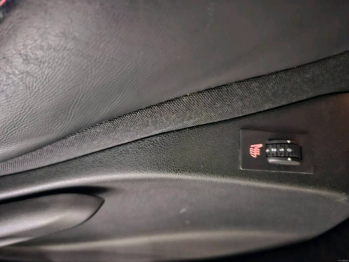 2018 Peugeot 208 GTi - Image 2