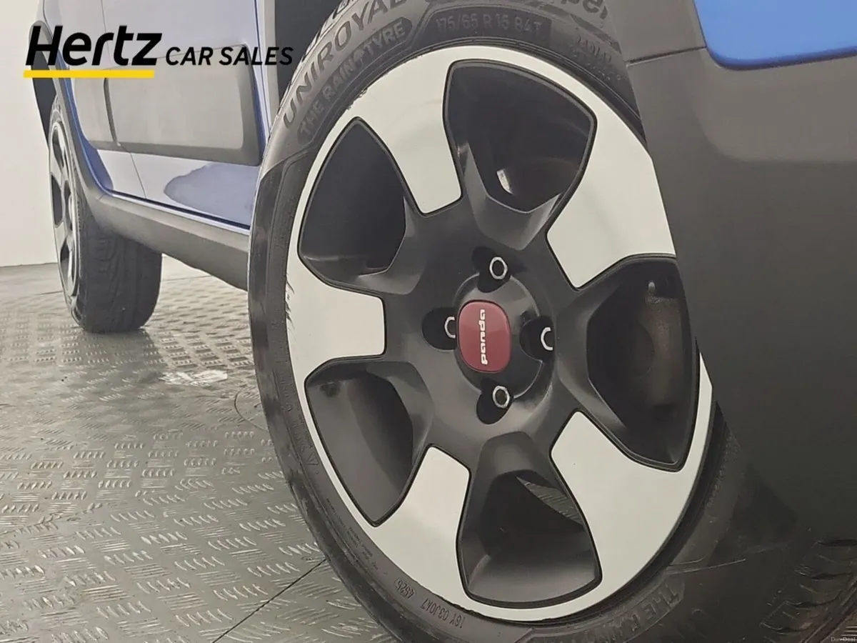 Fiat Panda CROSS MHEV 1.0 Petrol Manual - Image 6